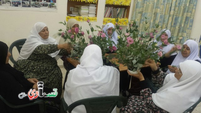 كفرقاسم : فعالية تنسيق الازهار في بيت المسنين  بارشاد ازهار مي من الطيره